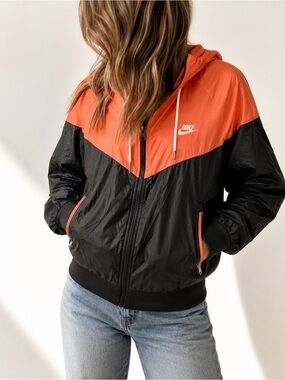 Nike Windrunner Jacket Women’s Large Coral Black Hooded Full Zip Lightweight Y2K